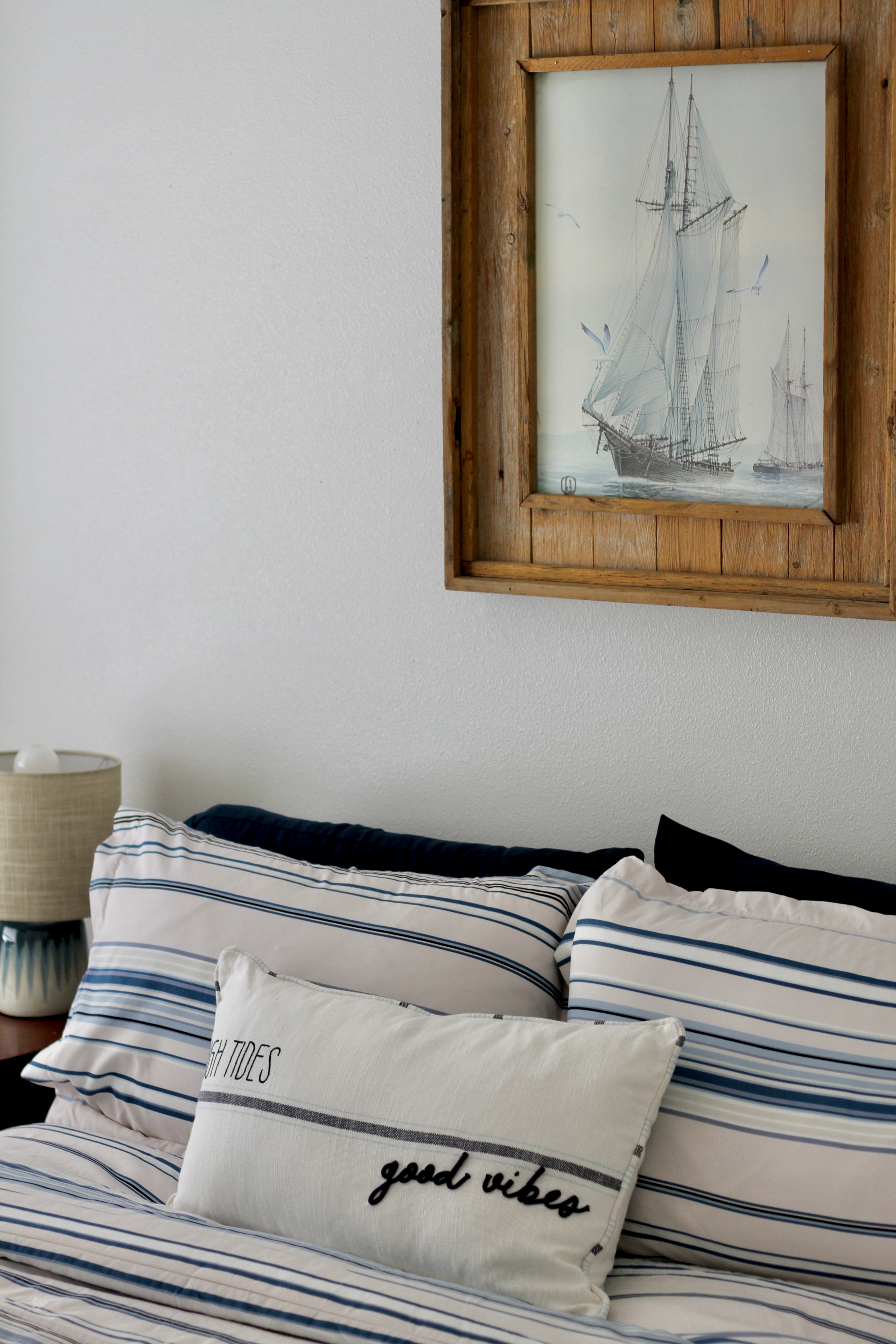 Kids coastal bedroom