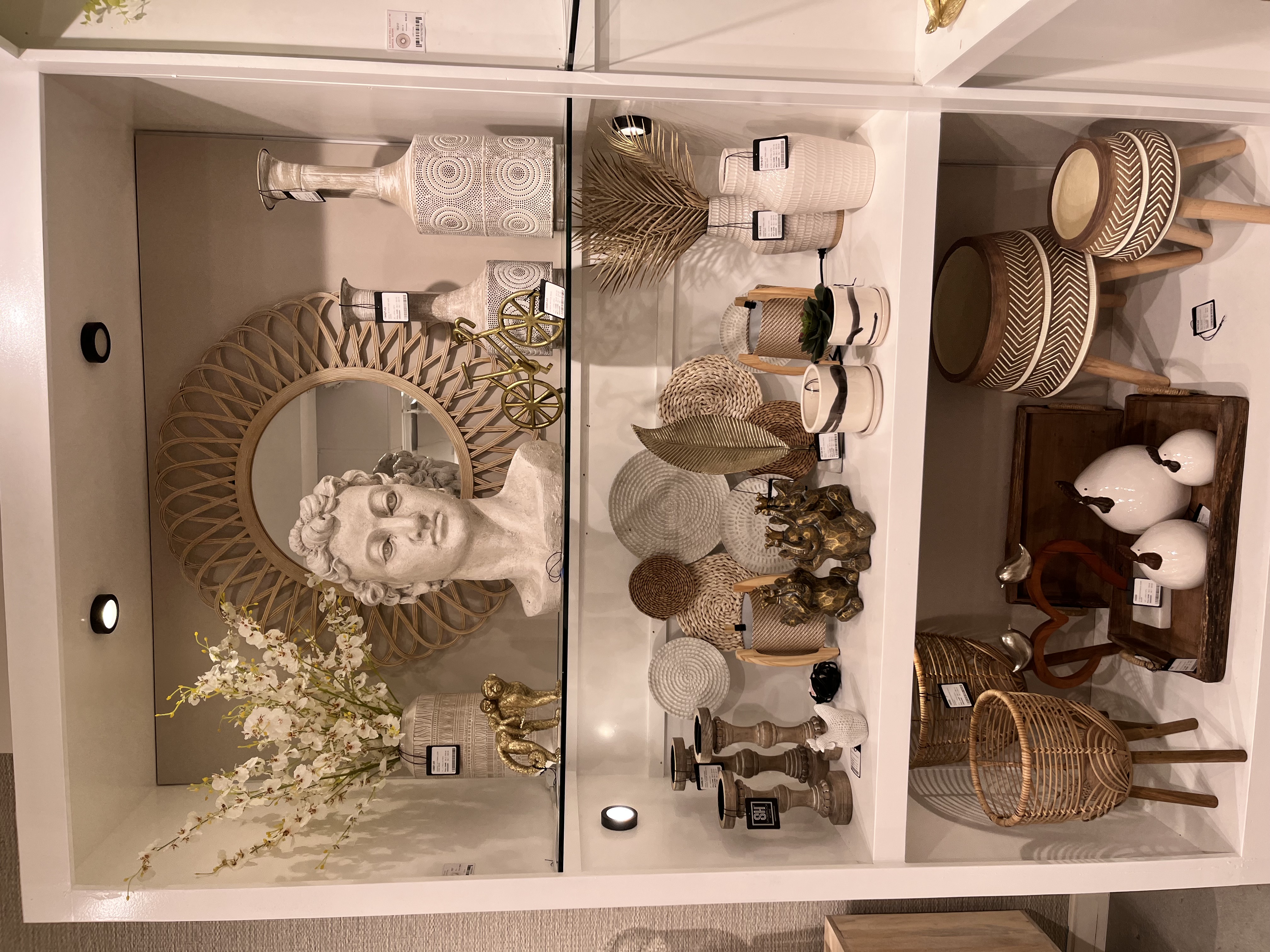 neutral colored accessories