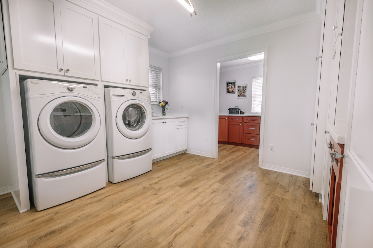 Laundry Room Redo